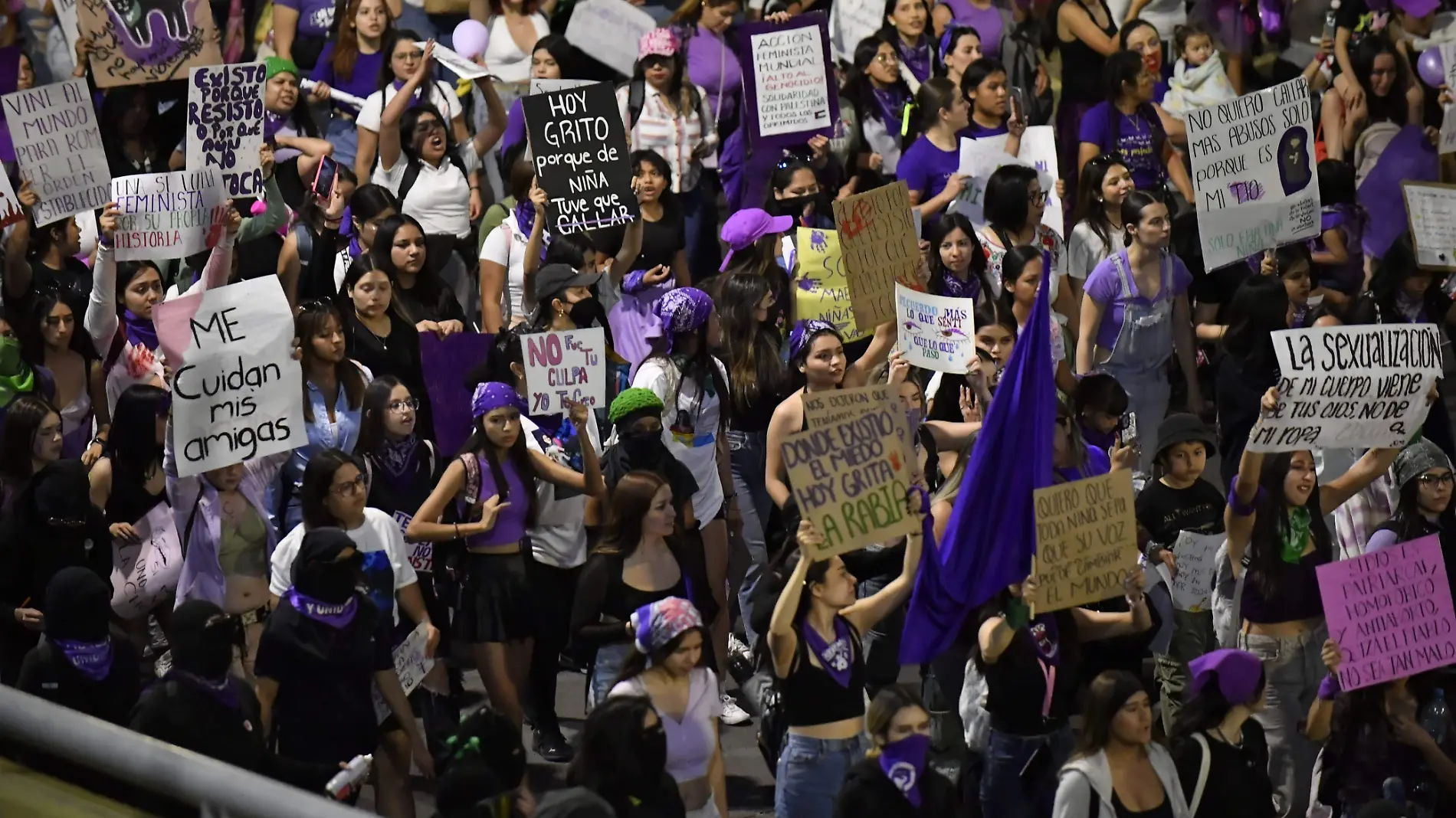 8M Mujeres en Guadalajara exigen un alto a los feminicidios y la violencia